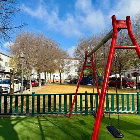 Apartamento Turistico Ciudad Jardin - Nervion. Siviglia Esterno foto