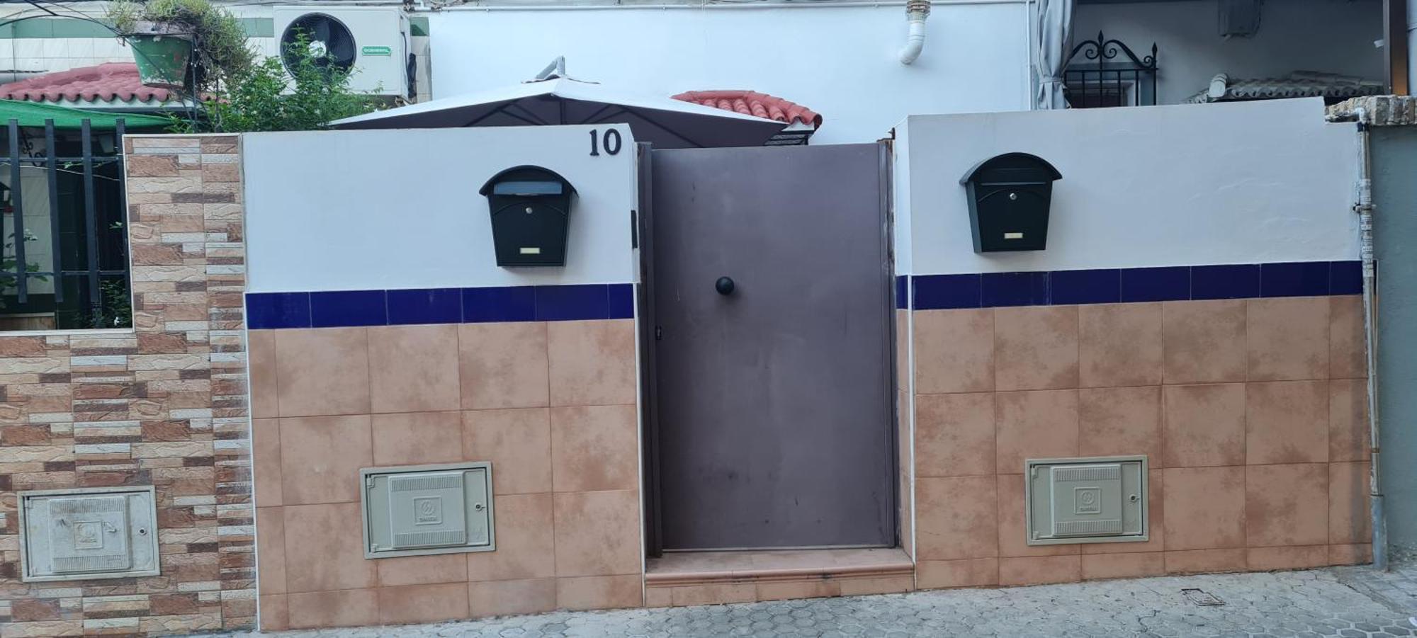 Apartamento Turistico Ciudad Jardin - Nervion. Siviglia Esterno foto